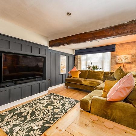 Stylish Central 6 Bedroom Converted Granary Stamford Extérieur photo