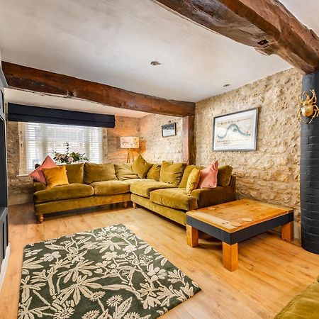 Stylish Central 6 Bedroom Converted Granary Stamford Extérieur photo