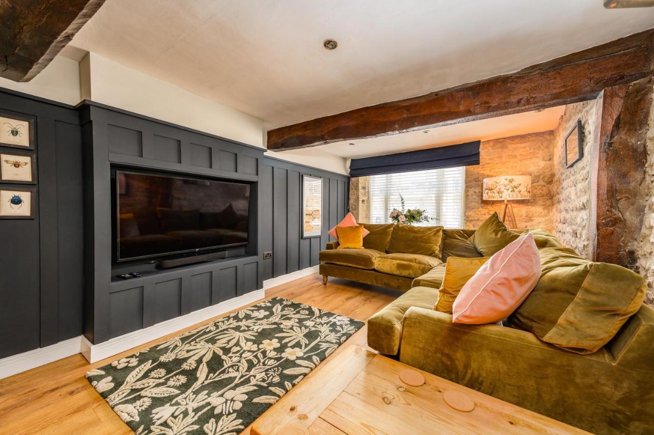 Stylish Central 6 Bedroom Converted Granary Stamford Extérieur photo