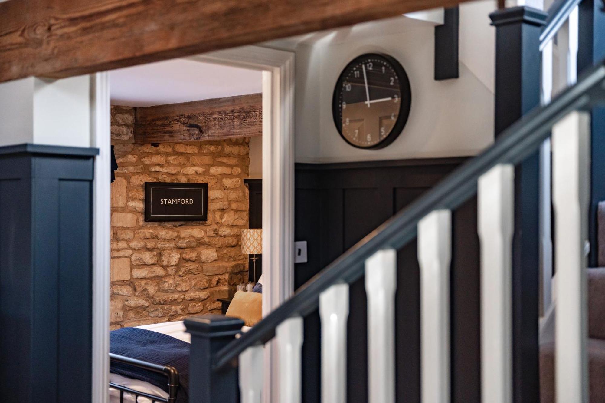Stylish Central 6 Bedroom Converted Granary Stamford Extérieur photo