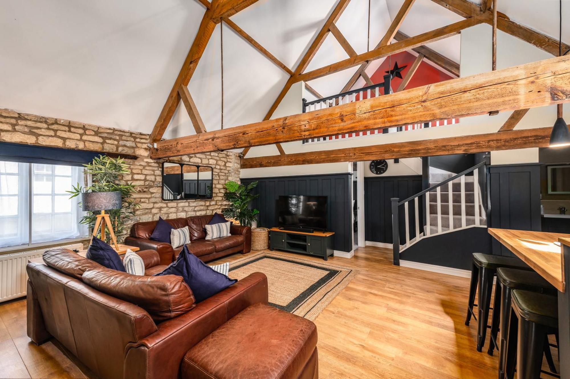 Stylish Central 6 Bedroom Converted Granary Stamford Extérieur photo