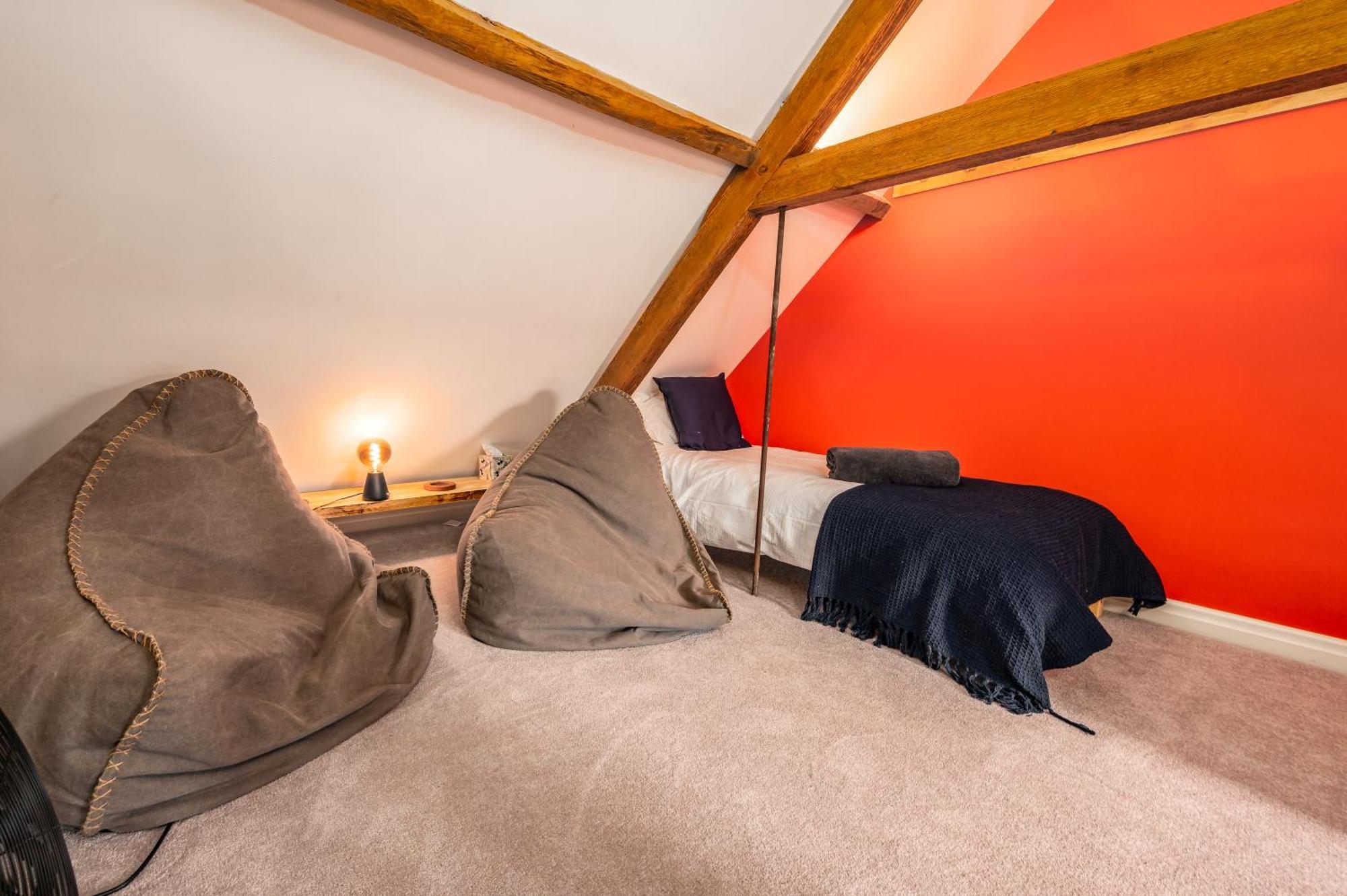 Stylish Central 6 Bedroom Converted Granary Stamford Extérieur photo