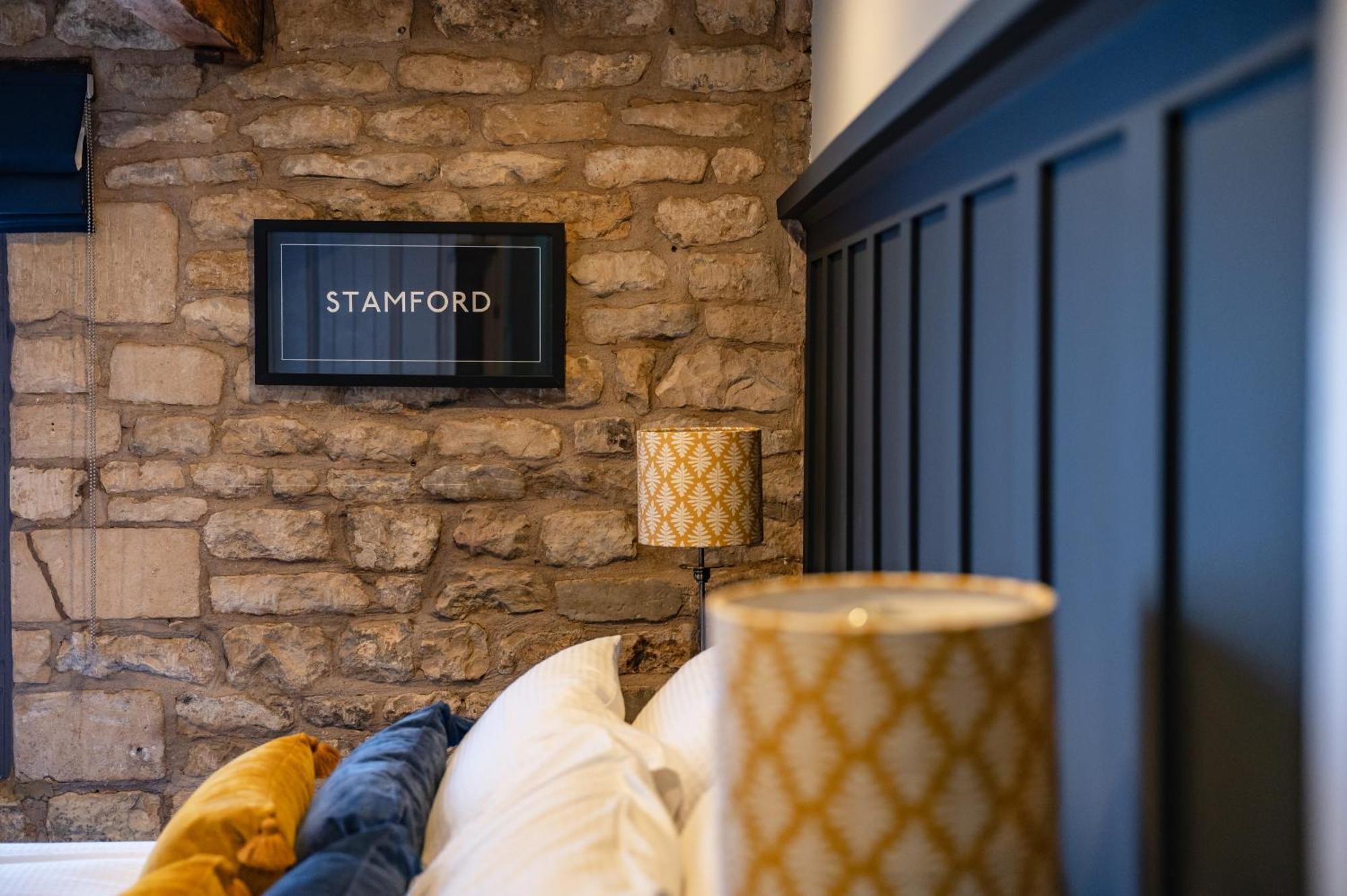 Stylish Central 6 Bedroom Converted Granary Stamford Extérieur photo