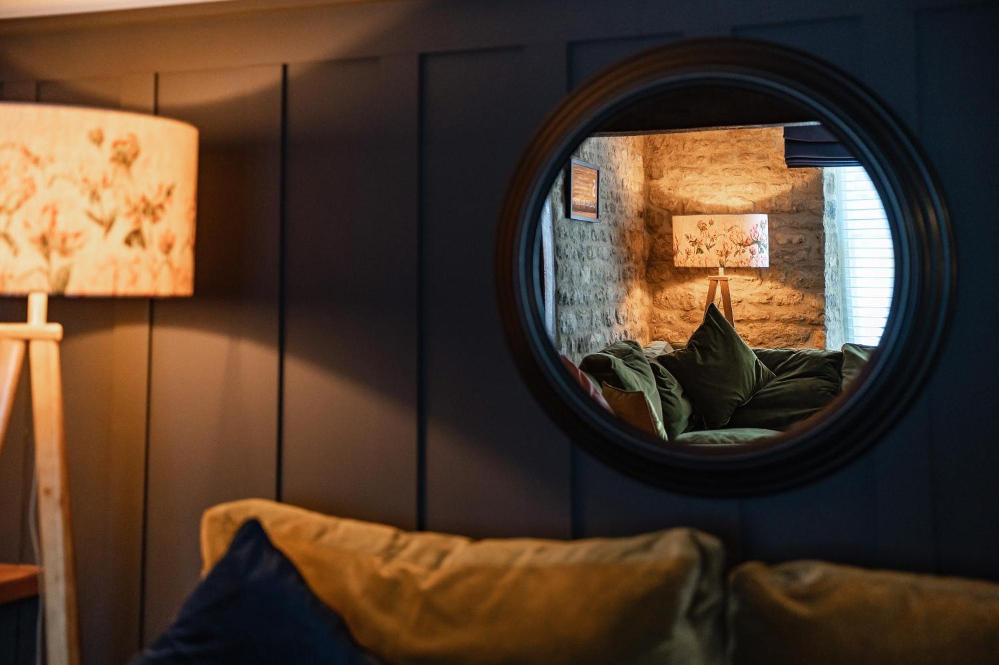 Stylish Central 6 Bedroom Converted Granary Stamford Extérieur photo